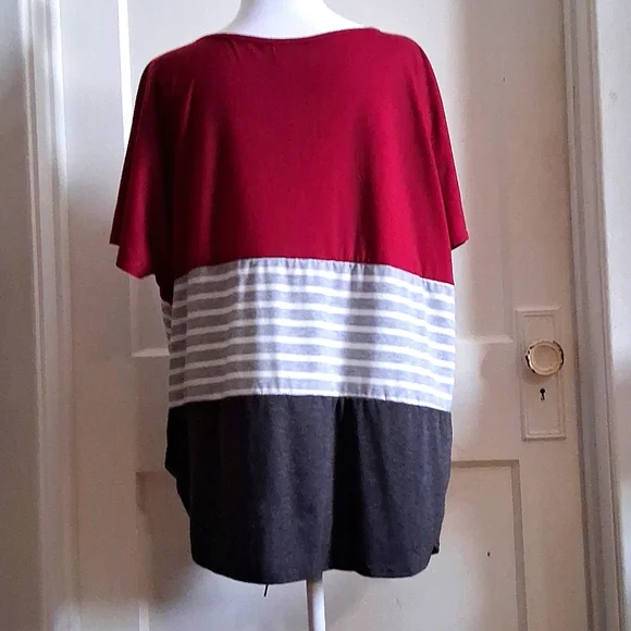 Maurices Red and White Asymmetrical Tunic - Picture 2 of 2